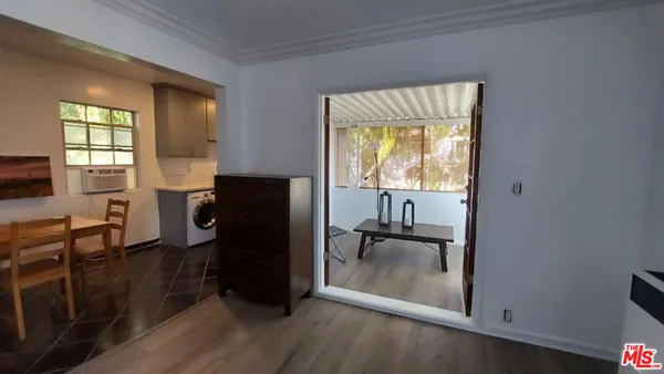 $2,100 | 1053 South Stanley Avenue, Unit 2, Los Angeles, CA 90019