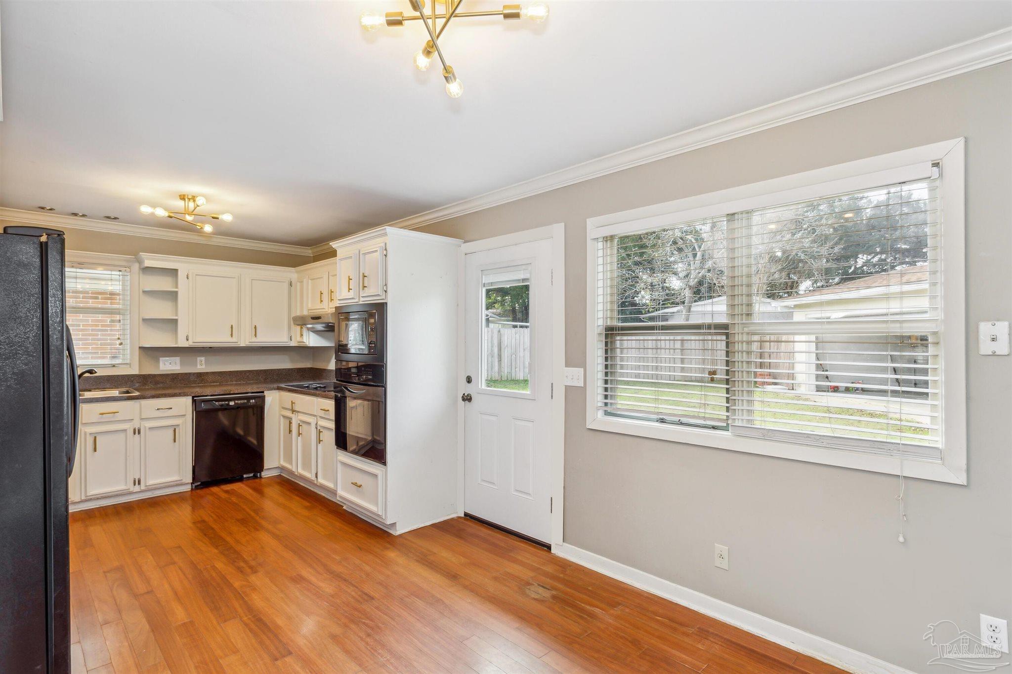 3080 Creighton Road Pensacola, FL 32504 - Photo 4 of 24 Gallery Image 4