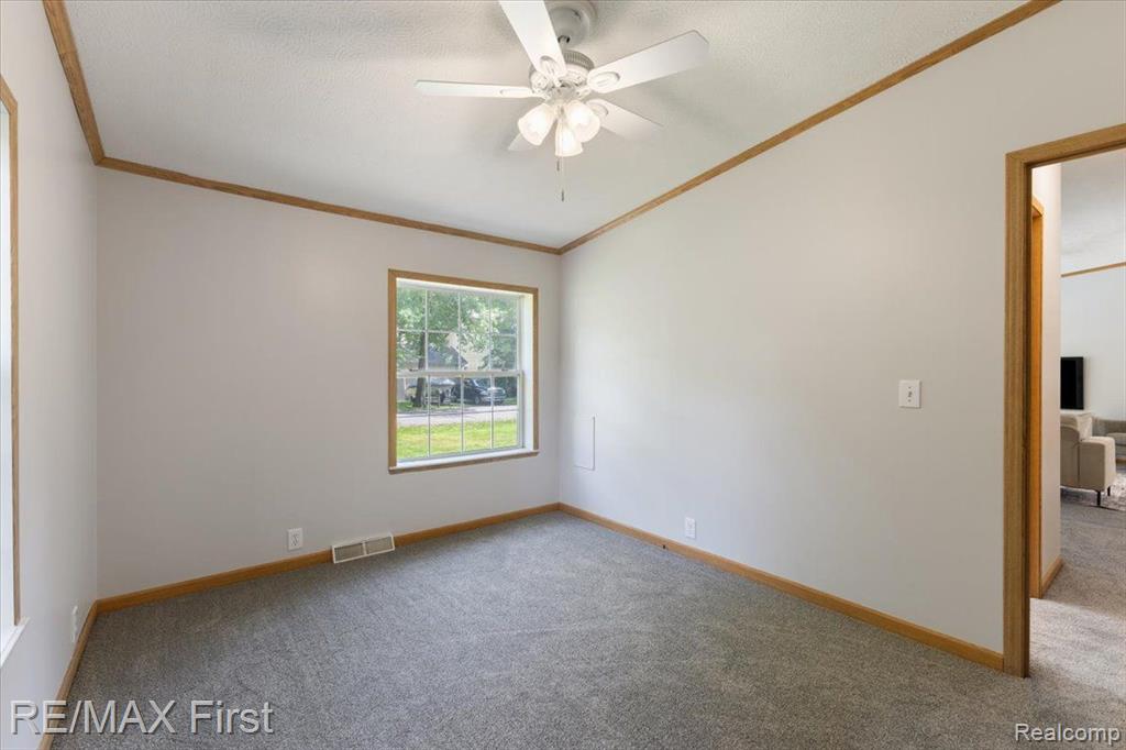 9216 Maple Road Algonac, MI 48001 - Photo 21 of 28