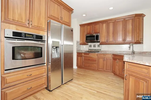 $5,900 | 26 Candlewood Drive, Old Tappan, NJ 07675