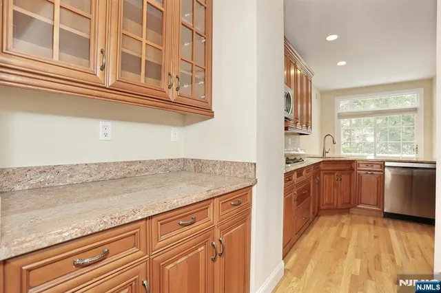 $5,900 | 26 Candlewood Drive, Old Tappan, NJ 07675