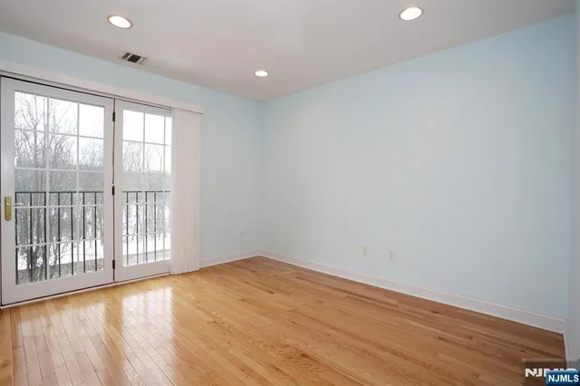 $5,900 | 26 Candlewood Drive, Old Tappan, NJ 07675