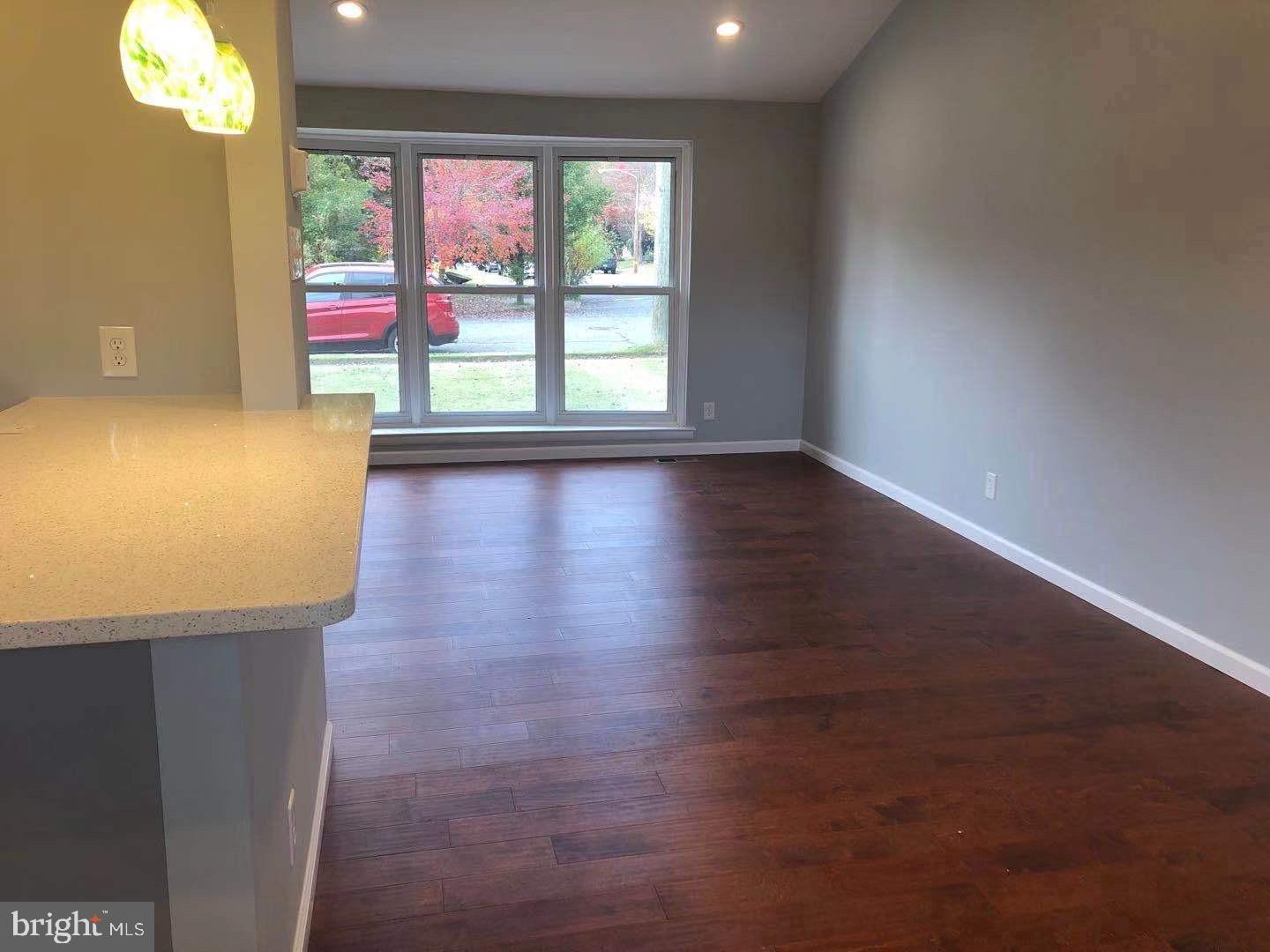 8883 Old Farm Road Philadelphia, PA 19115 - Photo 6 of 22 Gallery Image 6