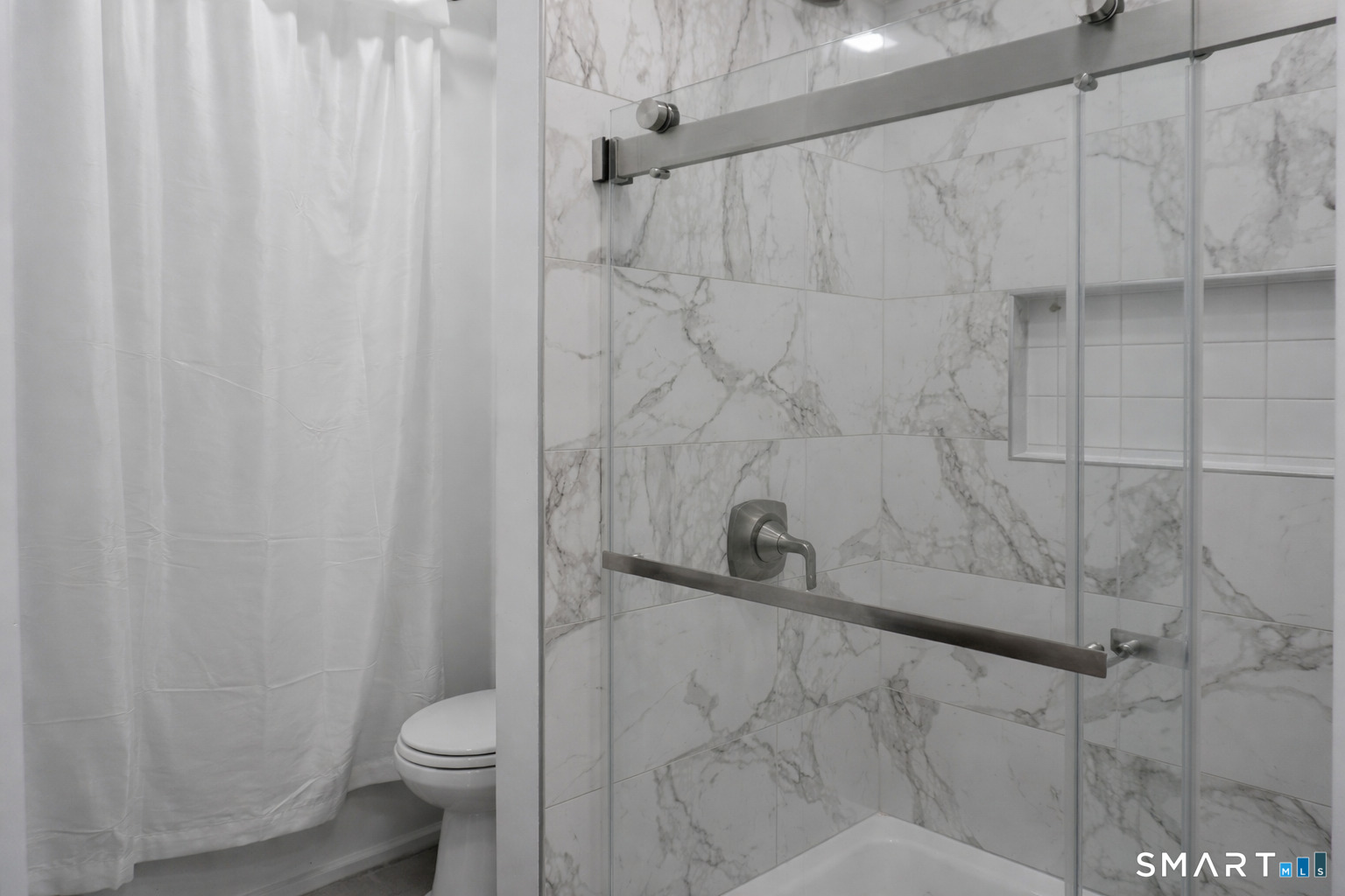 171 Pequonnock Street Bridgeport, CT 06604 - Photo 15 of 24 Bathroom - Similar Unit