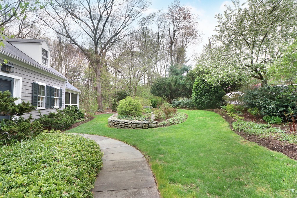 20 Juniper Ridge Road Westwood, MA 02090 - Photo 26 of 30 Gallery Image 26