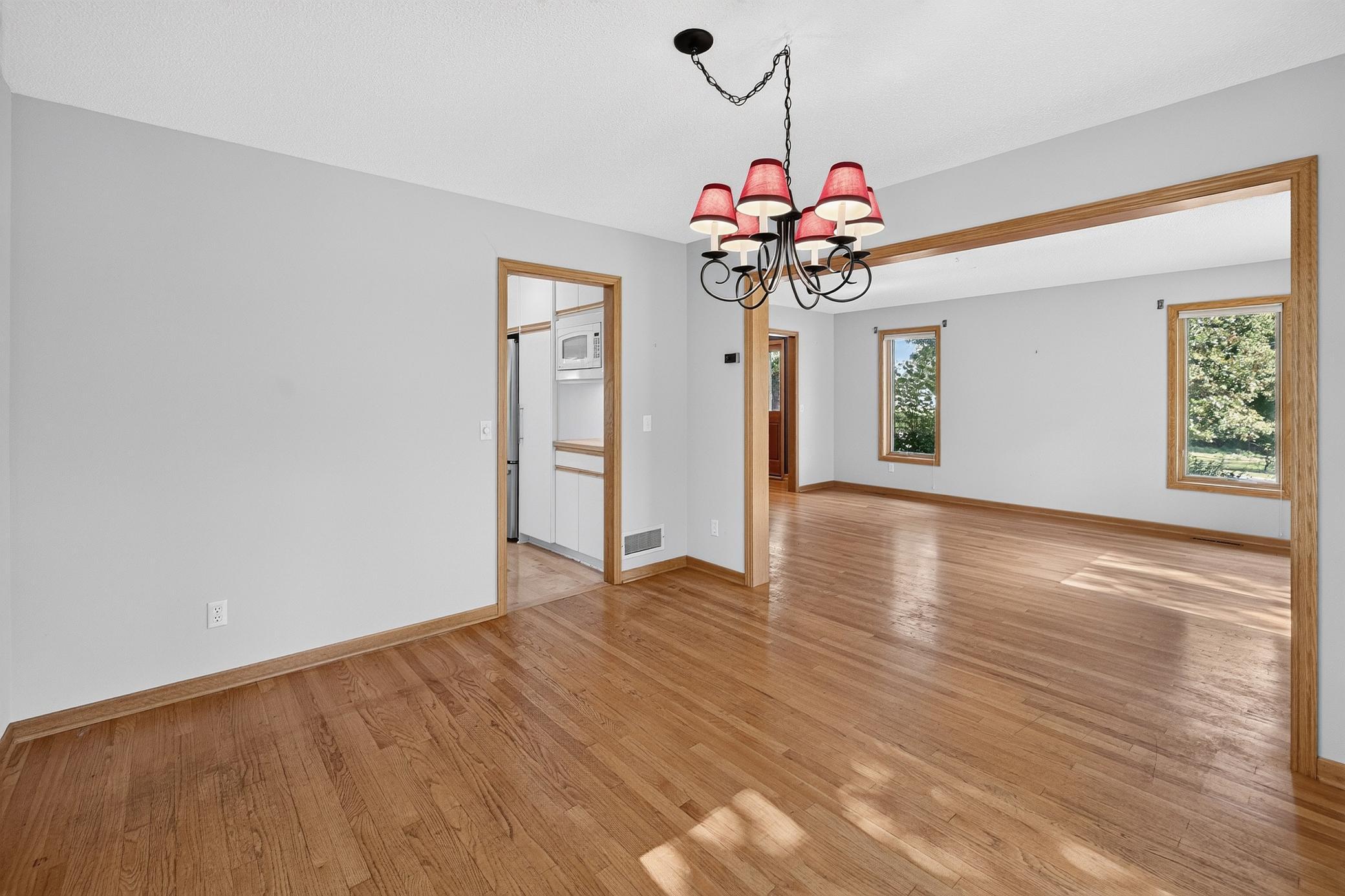 4840 Sparrow Road Minnetonka, MN 55345 - Photo 6 of 44 Gallery Image 6
