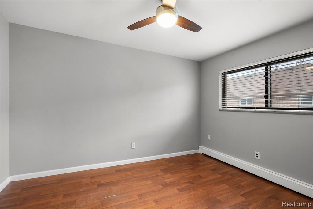 3933 Devon Road Royal Oak, MI 48073 - Photo 7 of 10