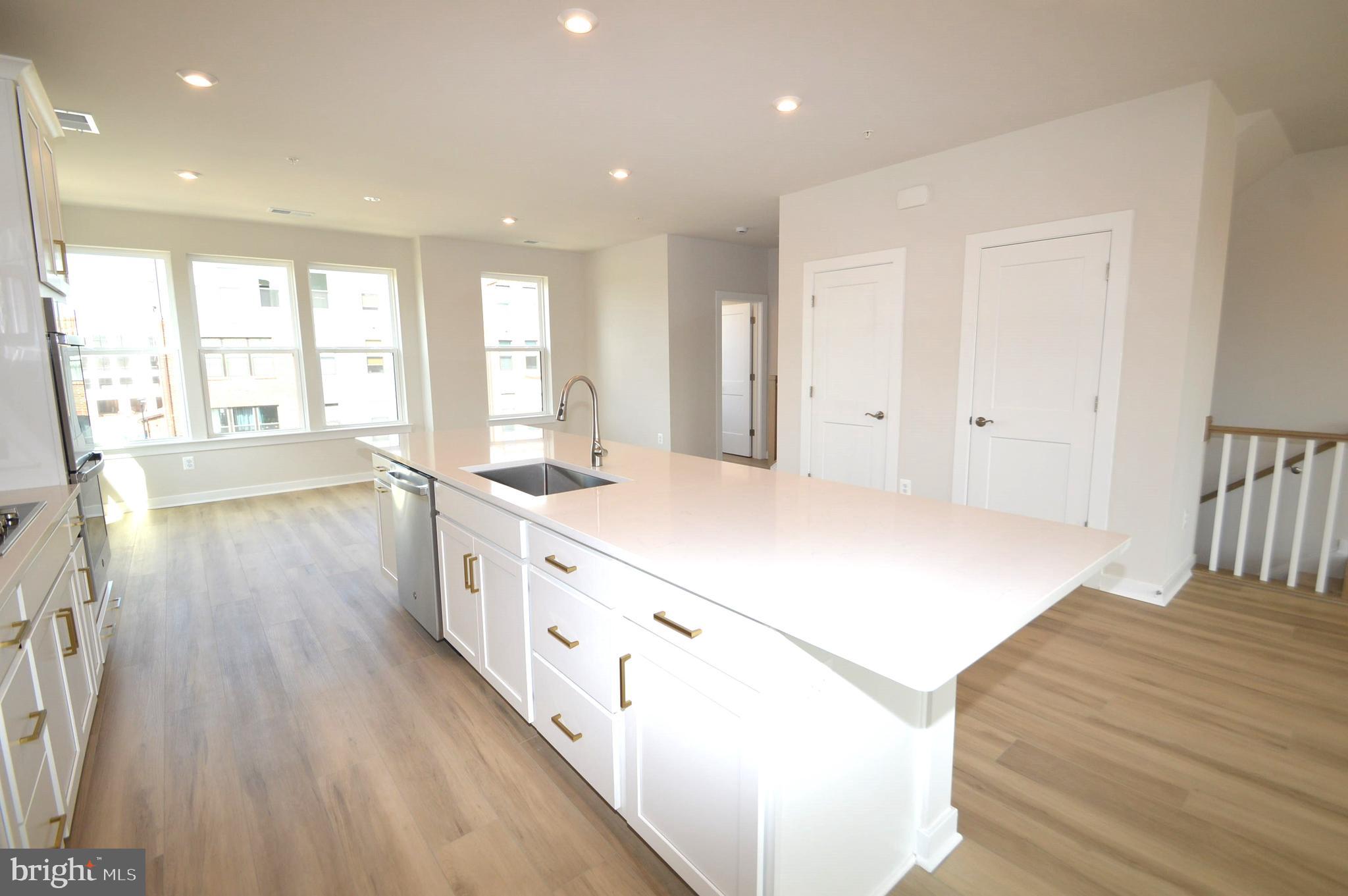 43795 Middleway Terrace Ashburn, VA 20147 - Photo 24 of 55