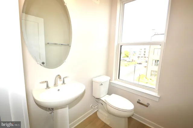 $3,750 | 43795 Middleway Terrace, Ashburn, VA 20147