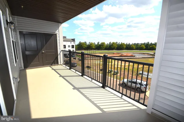 $3,750 | 43795 Middleway Terrace, Ashburn, VA 20147