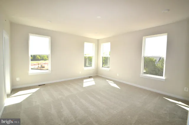 $3,750 | 43795 Middleway Terrace, Ashburn, VA 20147