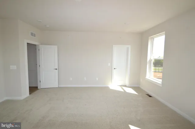 $3,750 | 43795 Middleway Terrace, Ashburn, VA 20147