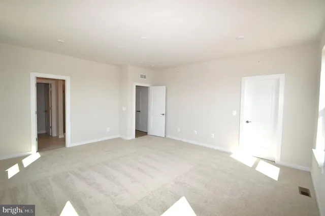 $3,750 | 43795 Middleway Terrace, Ashburn, VA 20147