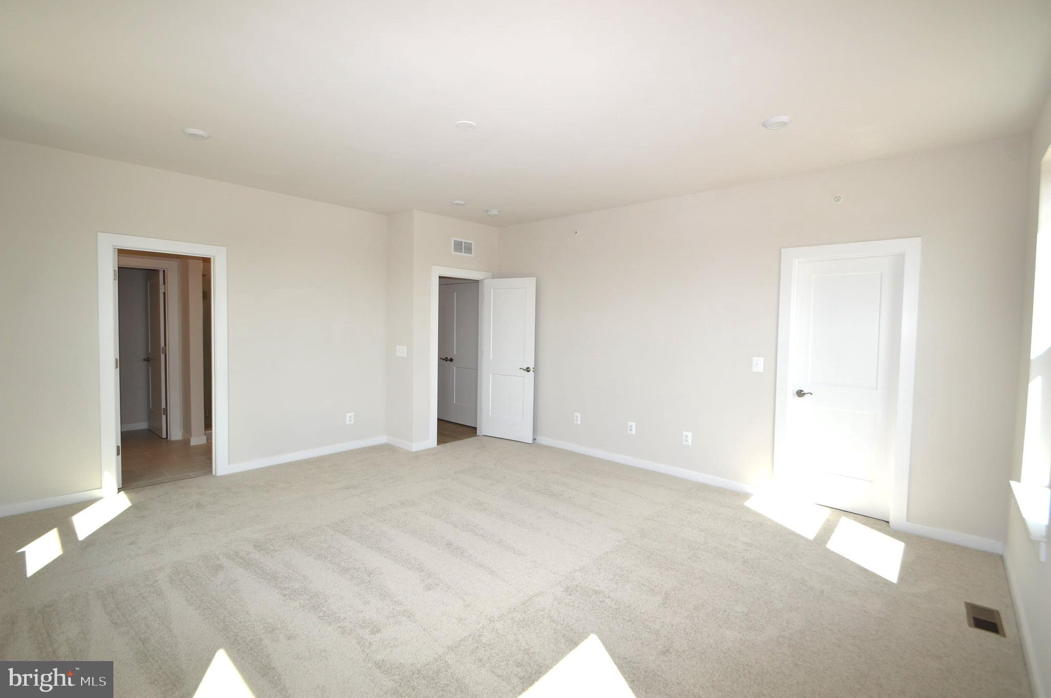 43795 Middleway Terrace Ashburn, VA 20147 - Photo 39 of 55