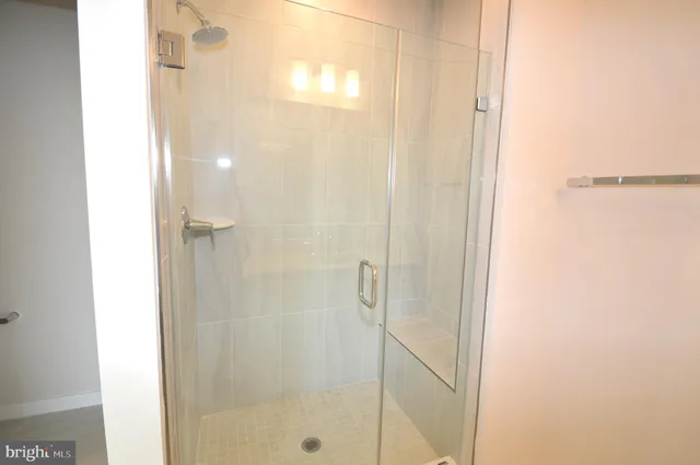 $3,750 | 43795 Middleway Terrace, Ashburn, VA 20147