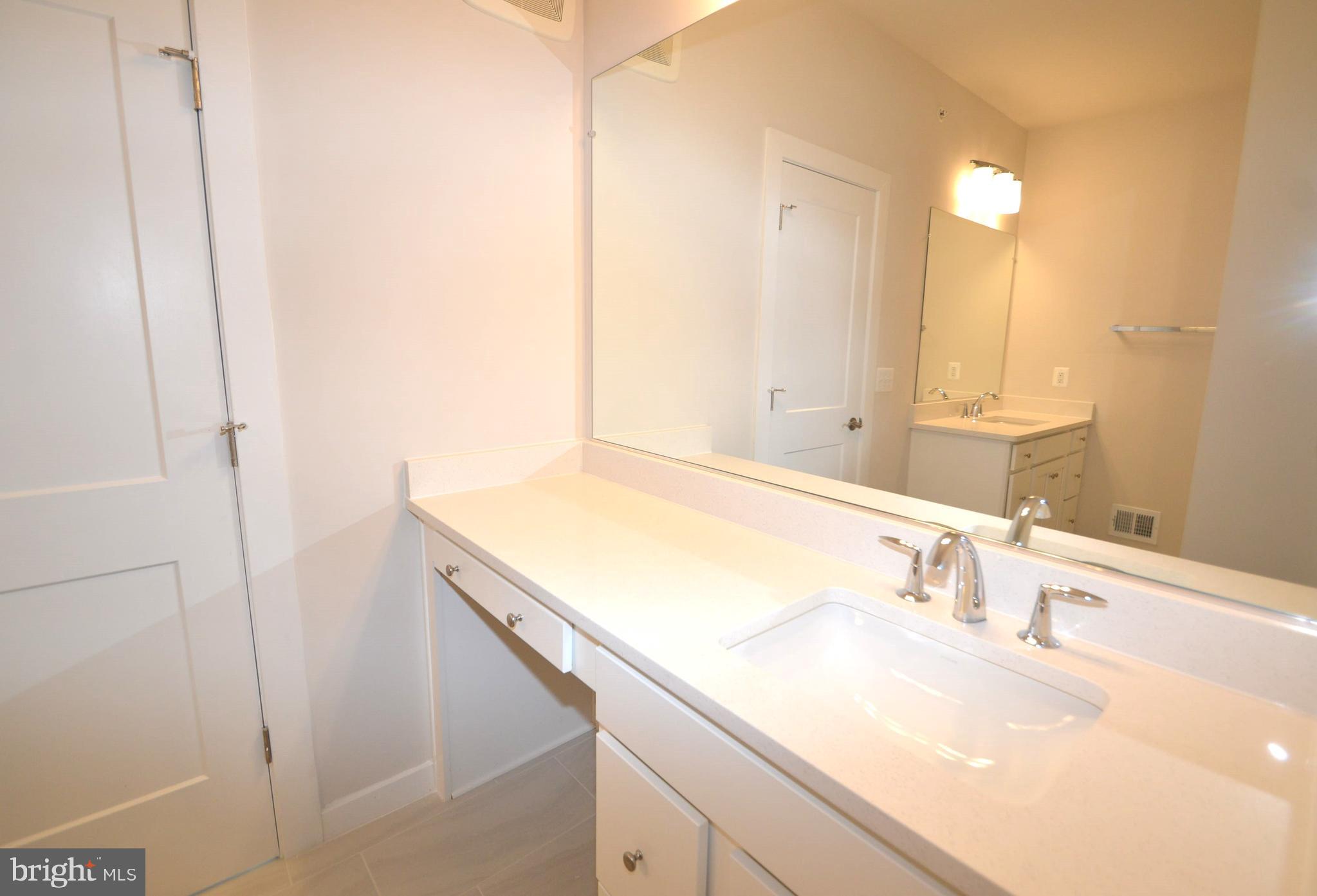 43795 Middleway Terrace Ashburn, VA 20147 - Photo 45 of 55