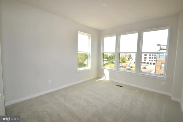 $3,750 | 43795 Middleway Terrace, Ashburn, VA 20147