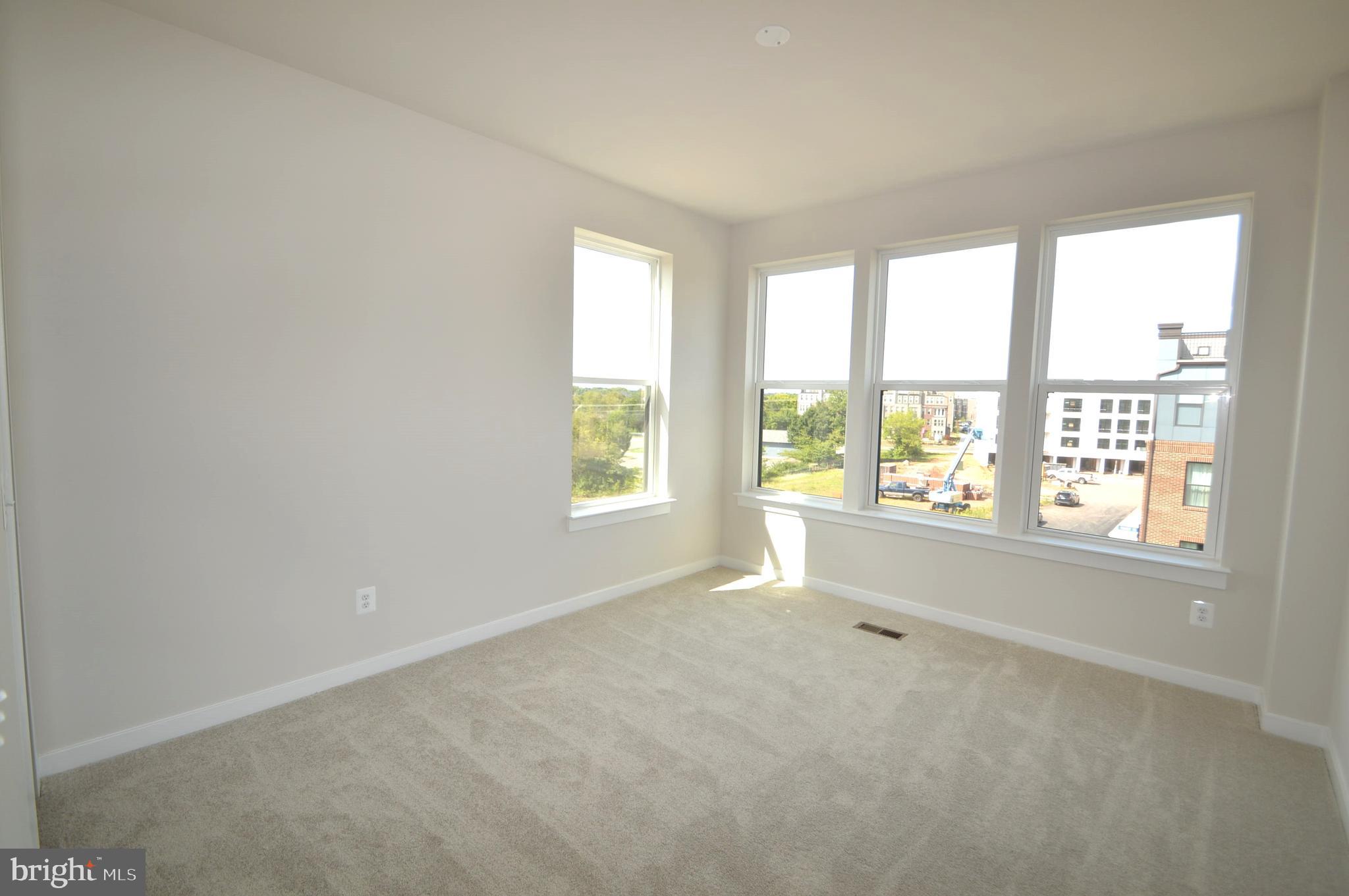 43795 Middleway Terrace Ashburn, VA 20147 - Photo 47 of 55