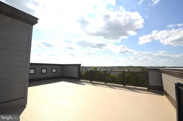 $3,750 | 43795 Middleway Terrace, Ashburn, VA 20147