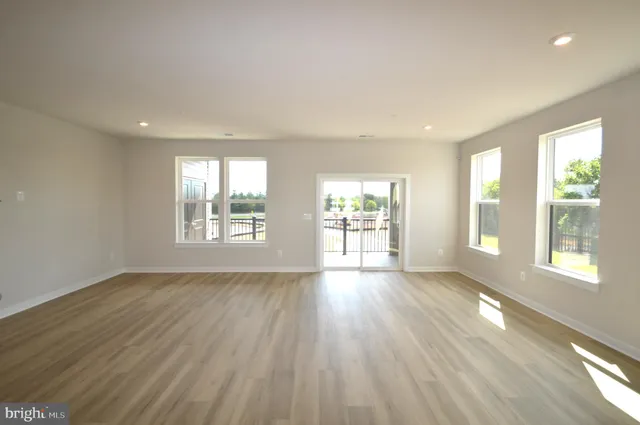 $3,750 | 43795 Middleway Terrace, Ashburn, VA 20147