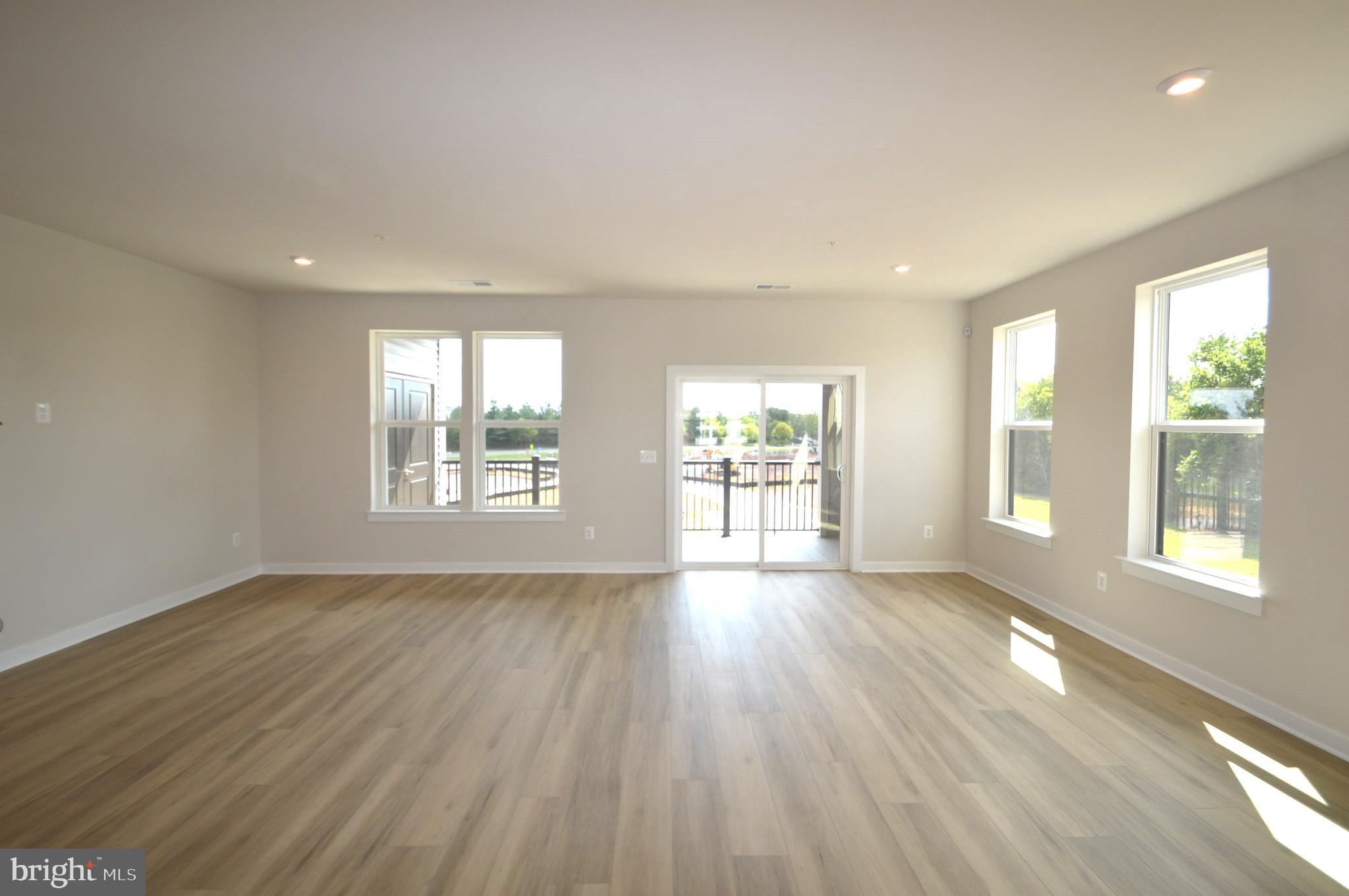 43795 Middleway Terrace Ashburn, VA 20147 - Photo 8 of 55