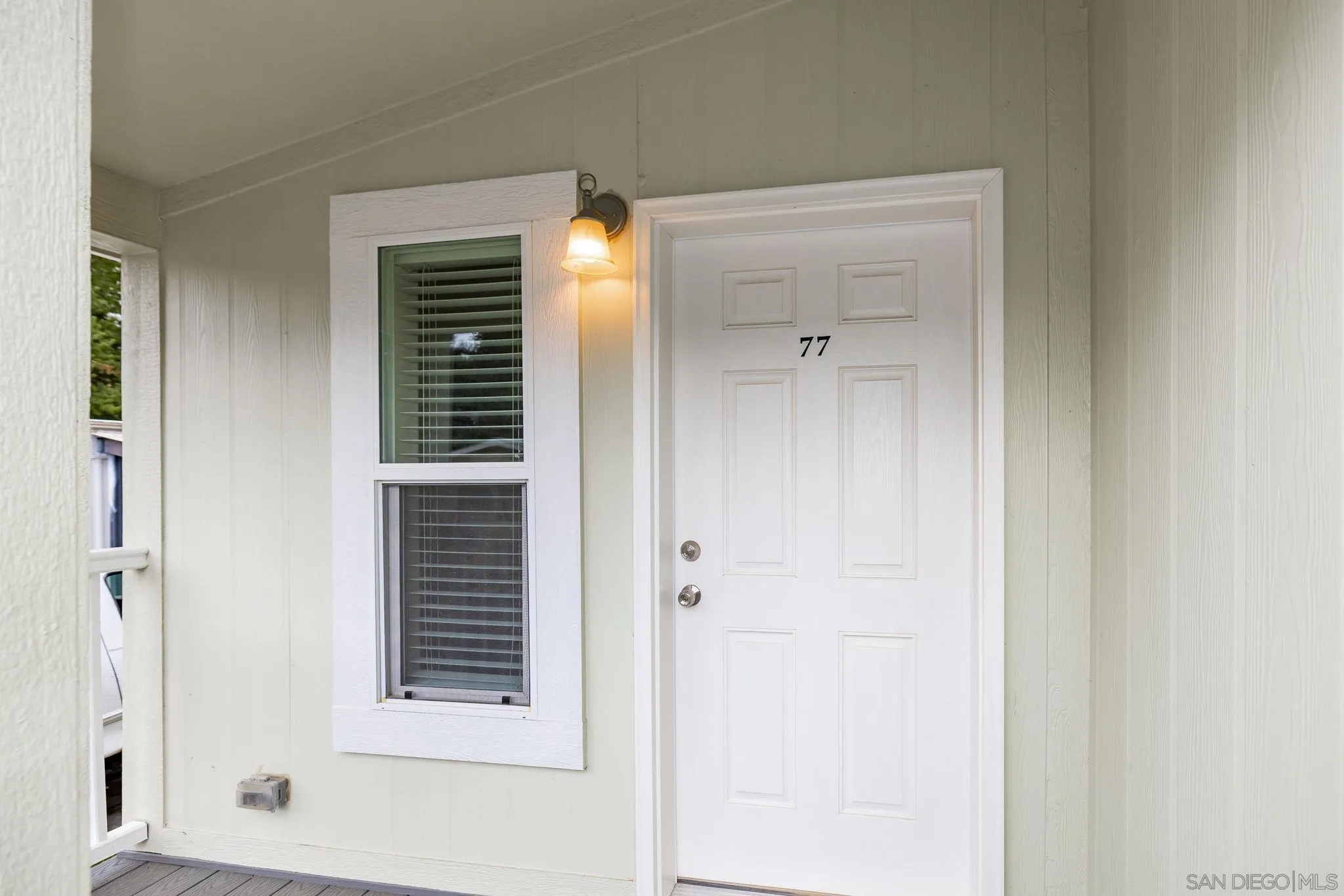 22899 Byron Road, Unit 77 Crestline, CA 92325 - Photo 22 of 33