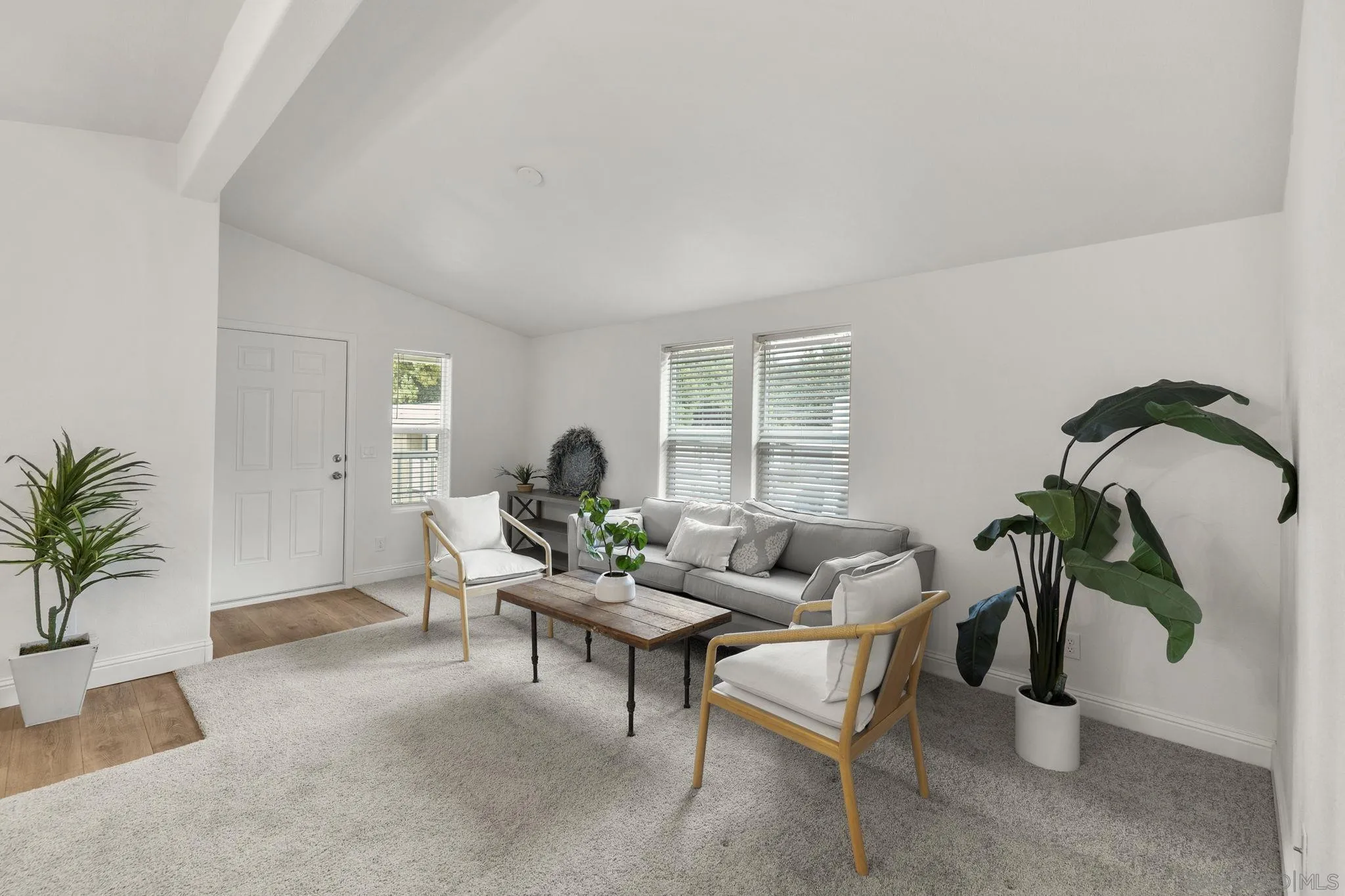 22899 Byron Road, Unit 77 Crestline, CA 92325 - Photo 8 of 33