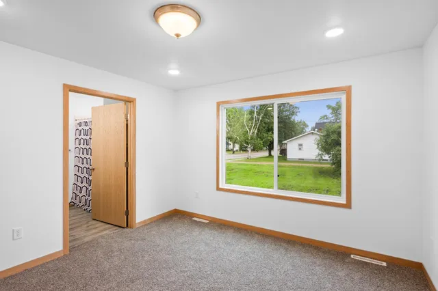 $299,900 | 200 Central Avenue, Eagle Bend, MN 56446