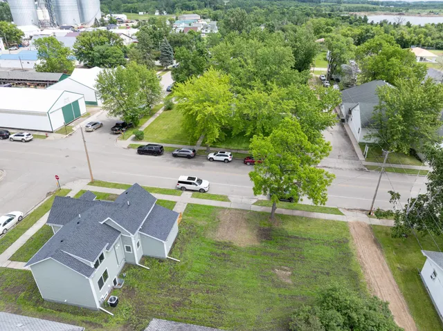 $299,900 | 200 Central Avenue, Eagle Bend, MN 56446