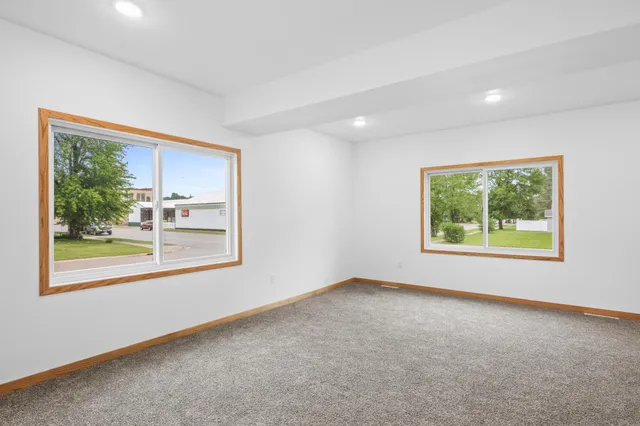 $299,900 | 200 Central Avenue, Eagle Bend, MN 56446