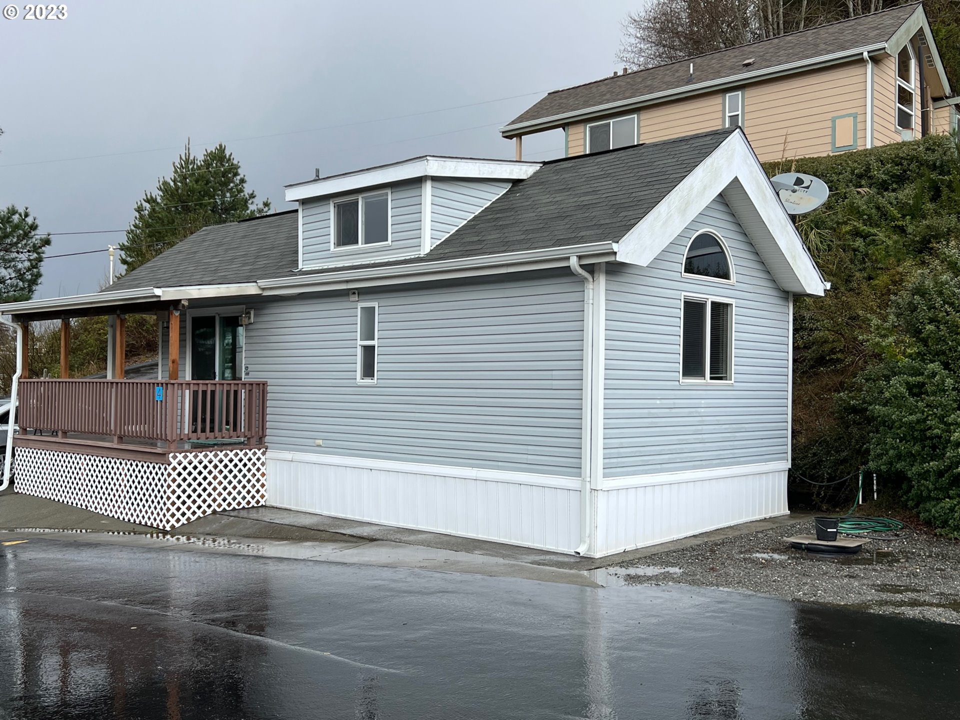16219 Lower Harbor Road, Unit 4 Brookings, OR 97415 - Photo 2 of 26 Gallery Image 2