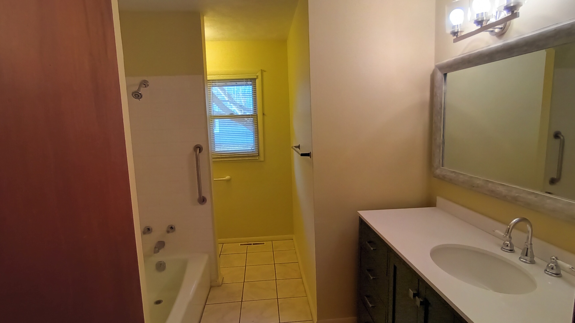 1633 Erin Drive Normal, IL 61761 - Photo 13 of 46