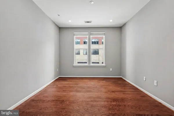 $2,800 | 12001 Market Street, Unit 266, Reston, VA 20190
