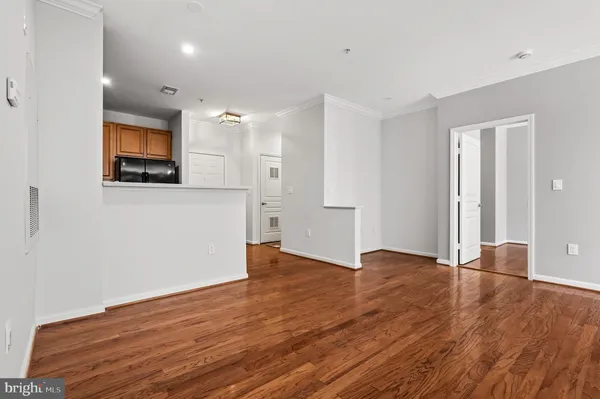 $2,800 | 12001 Market Street, Unit 266, Reston, VA 20190