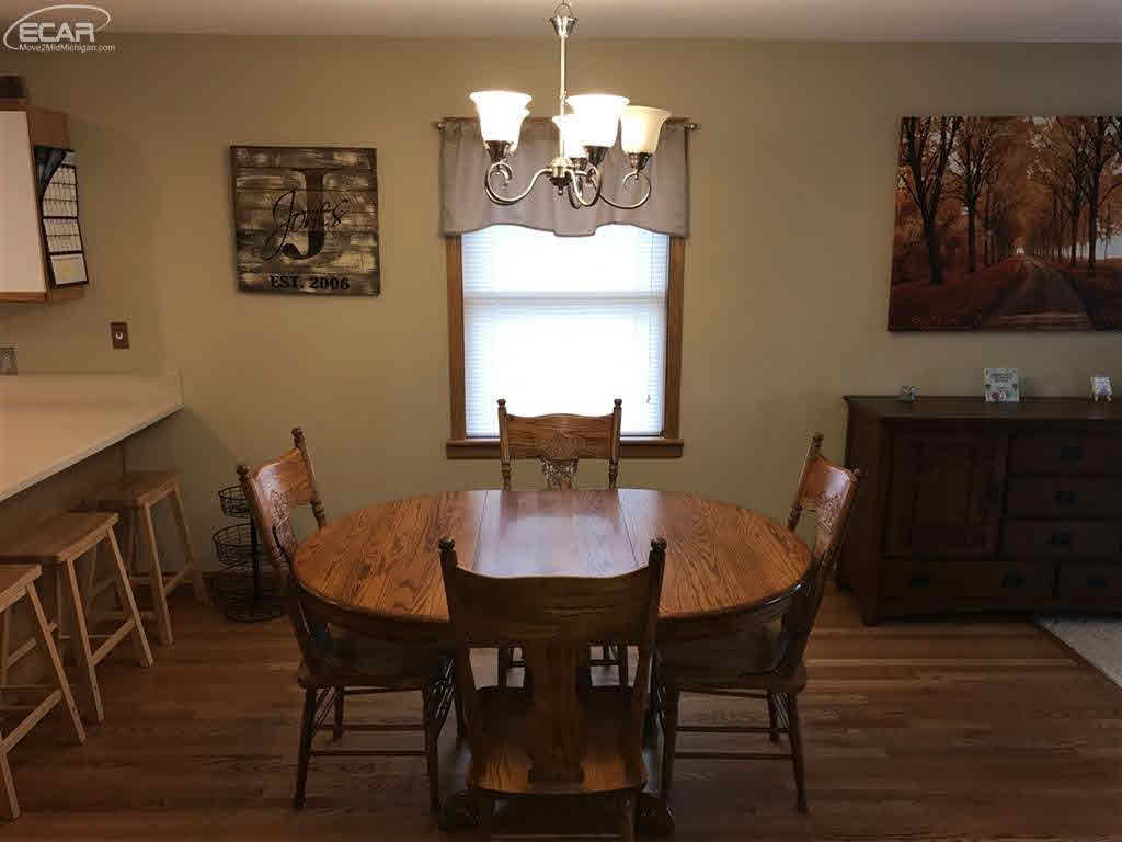 9107 Sharp Road Swartz Creek, MI 48473 - Photo 7 of 19