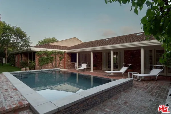 $26,950 | 1121 North Beverly Drive, Beverly Hills, CA 90210