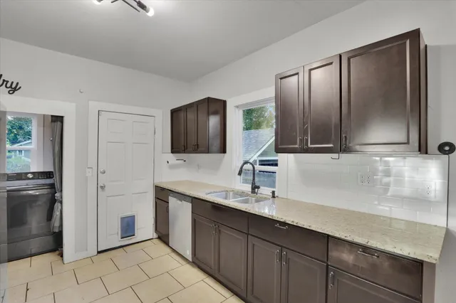 $405,000 | 814 East 32nd Avenue, Spokane, WA 99203