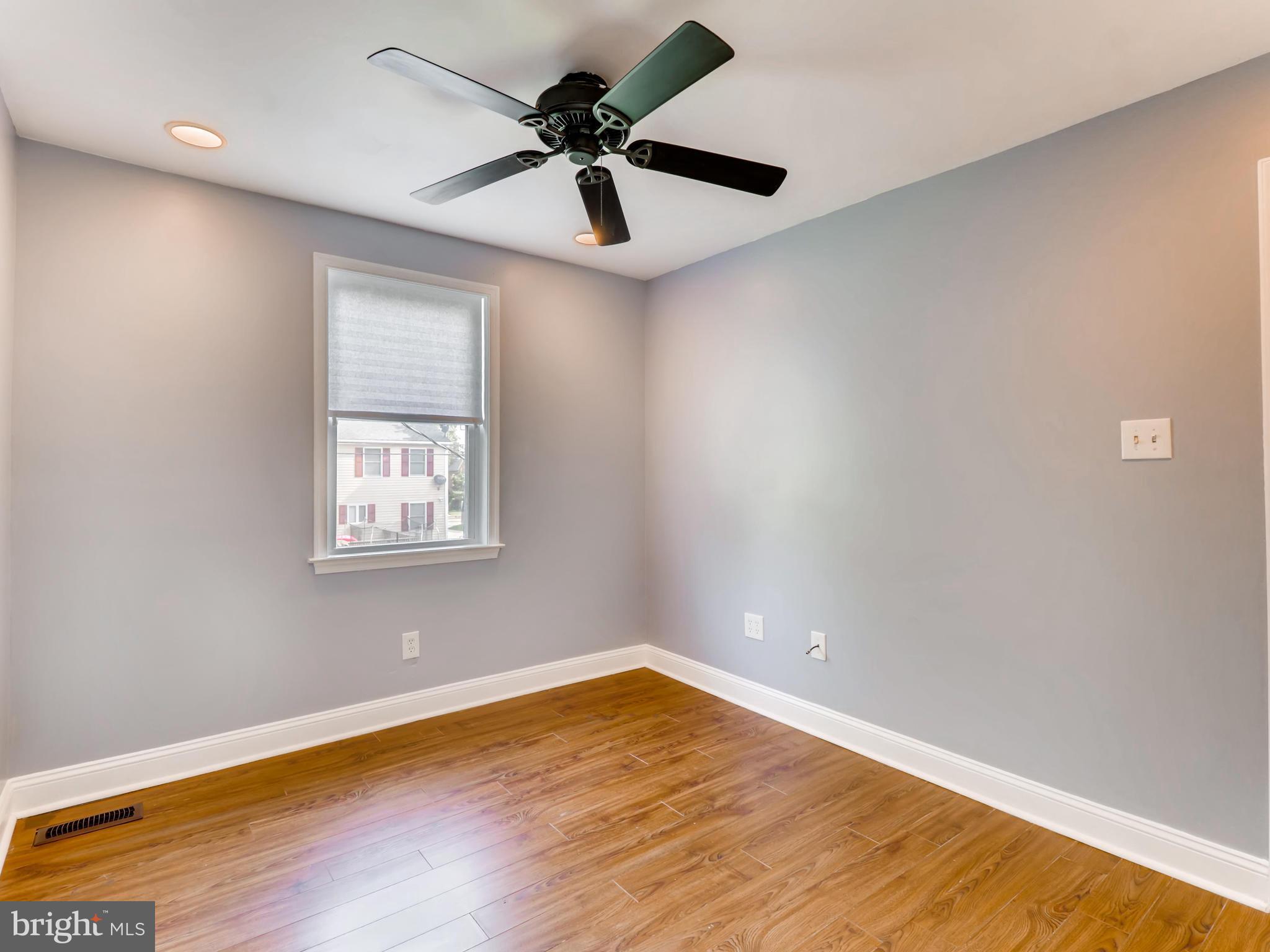 7042 Dunbar Road Dundalk, MD 21222 - Photo 24 of 28 Bedroom
