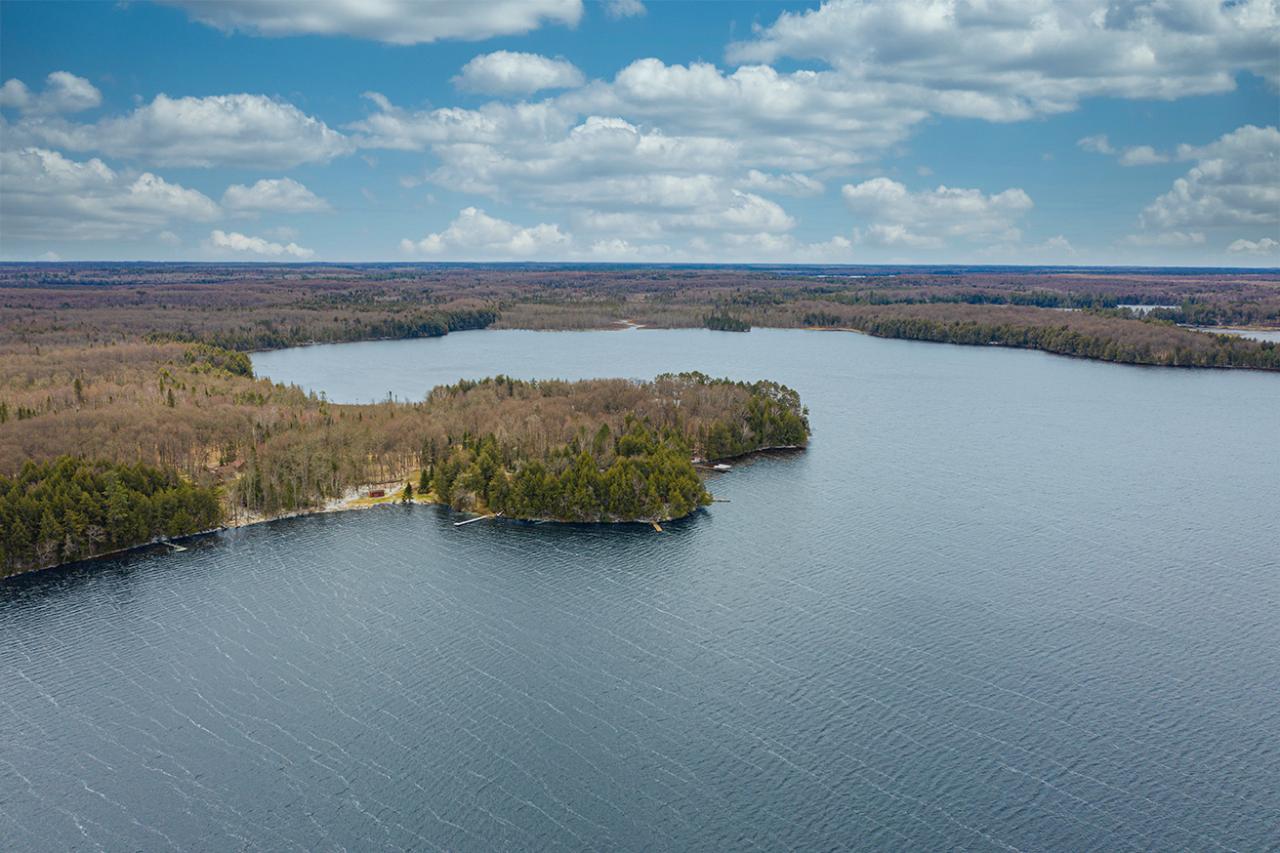 8218 Trails End Road Land O'Lakes, WI 54540 - Photo 13 of 31 Gallery Image 13