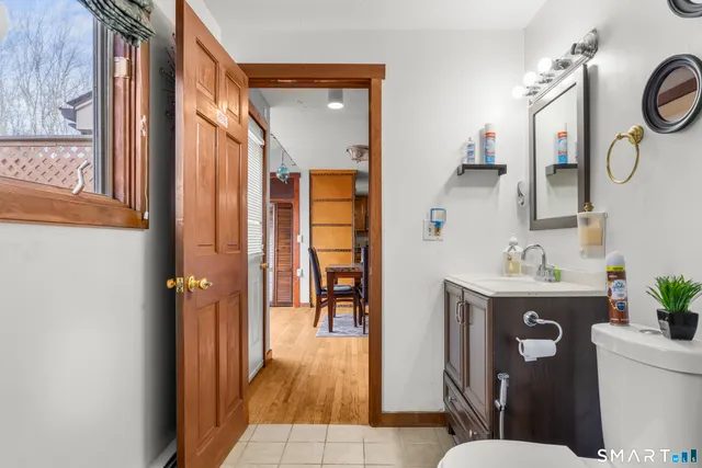 $599,000 | 301 Bushy Hill Road, Simsbury, CT 06070