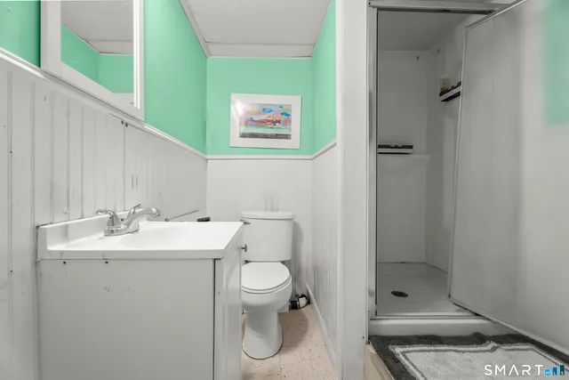 $599,000 | 301 Bushy Hill Road, Simsbury, CT 06070