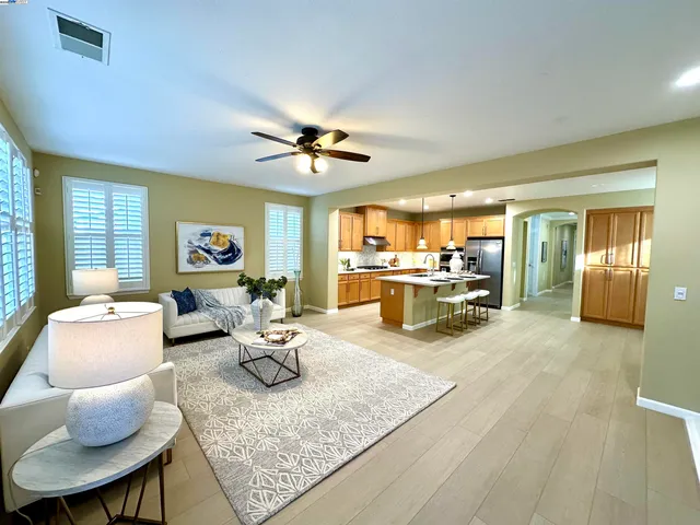 $1,199,000 | 372 South Caballo Street, Mountain House, CA 95391