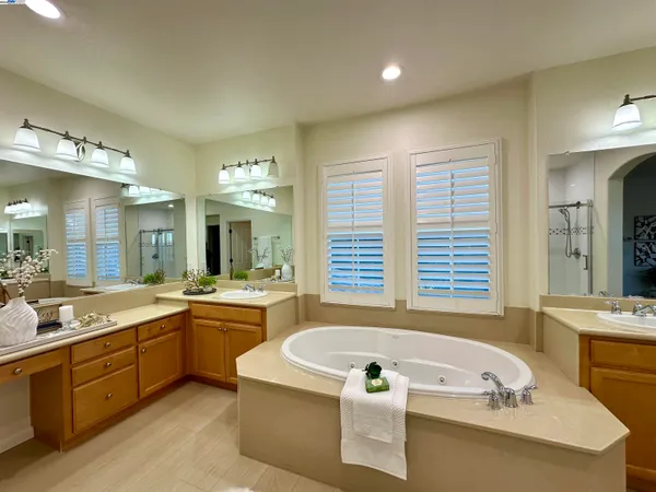 $1,028,888 | 372 South Caballo Street, Mountain House, CA 95391