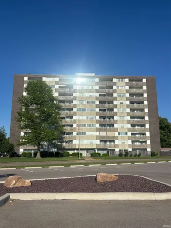 $80,000 | 1100 Erie Avenue, Unit 609, Evansville, IN 47715