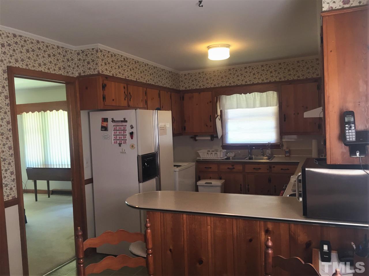 1409 Garfield Road Burlington, NC 27215 - Photo 6 of 19 Gallery Image 6