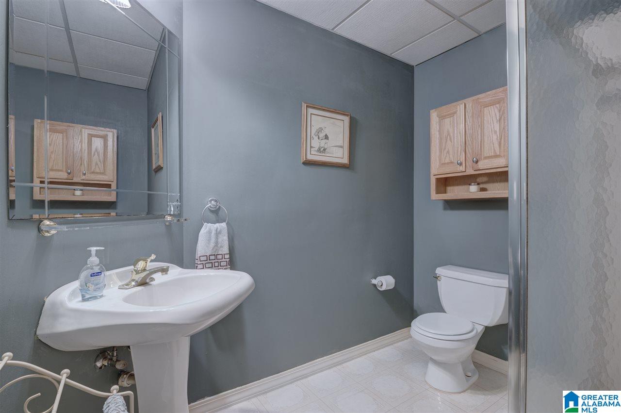 368 Turnberry Road Birmingham, AL 35244 - Photo 34 of 43