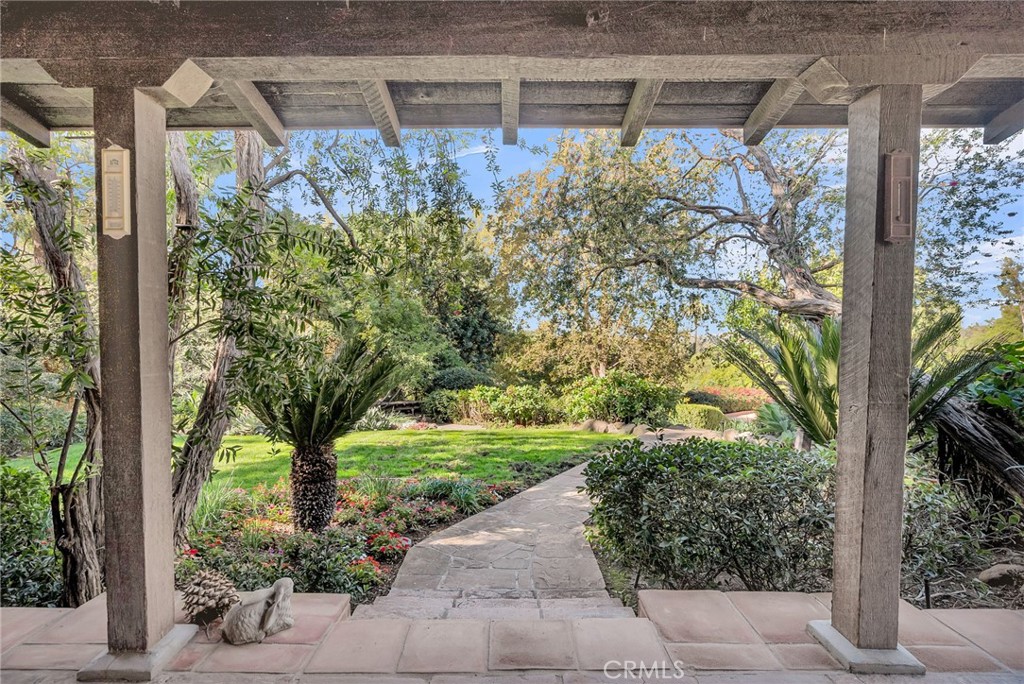 6146 Hawarden Drive Riverside, CA 92506 - Photo 12 of 75