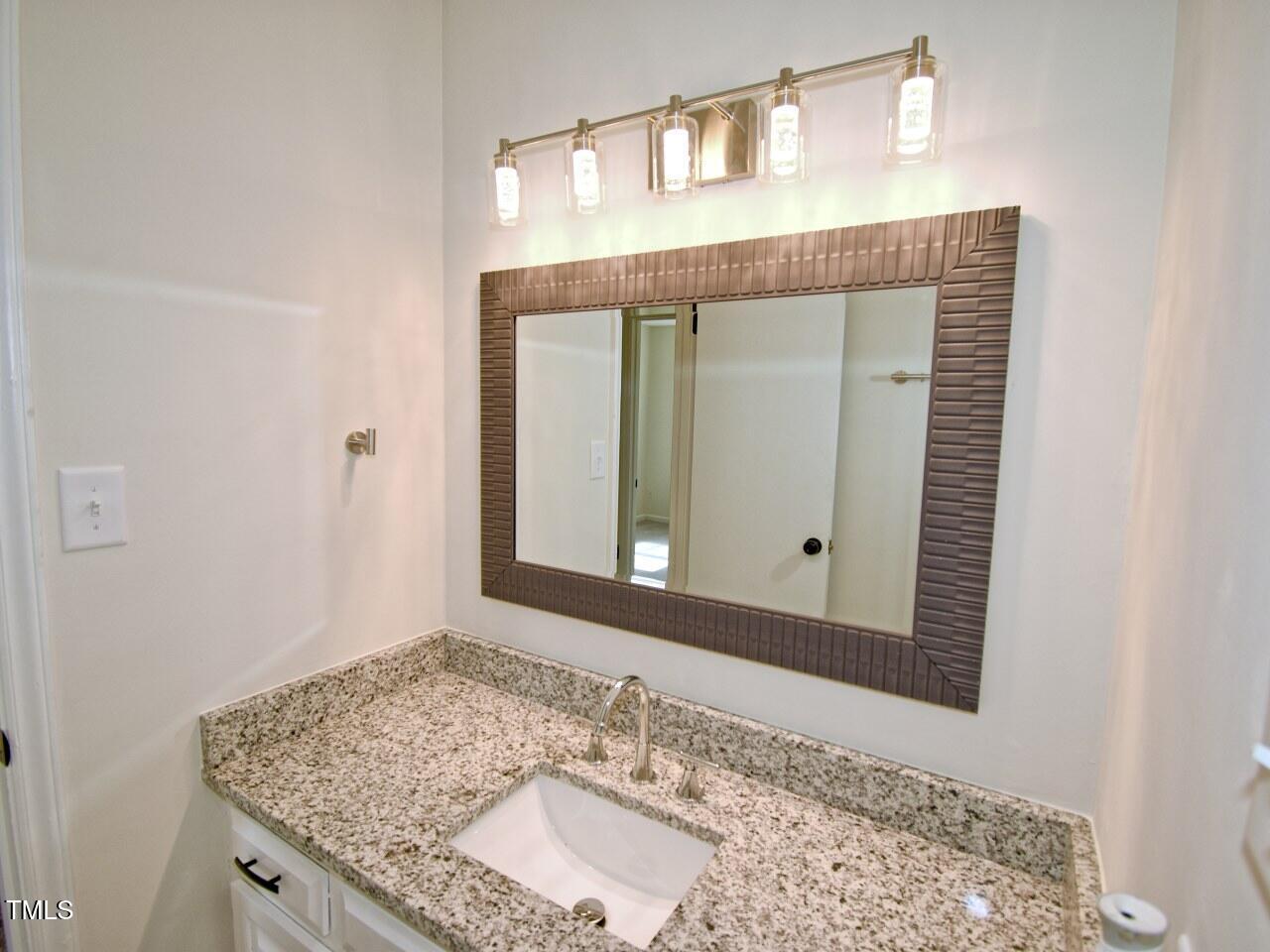 6525 New Market Way Raleigh, NC 27615 - Photo 11 of 21 DSC_0207_HDR