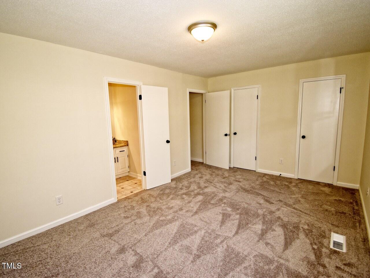 6525 New Market Way Raleigh, NC 27615 - Photo 13 of 21 DSC_0218_HDR_1