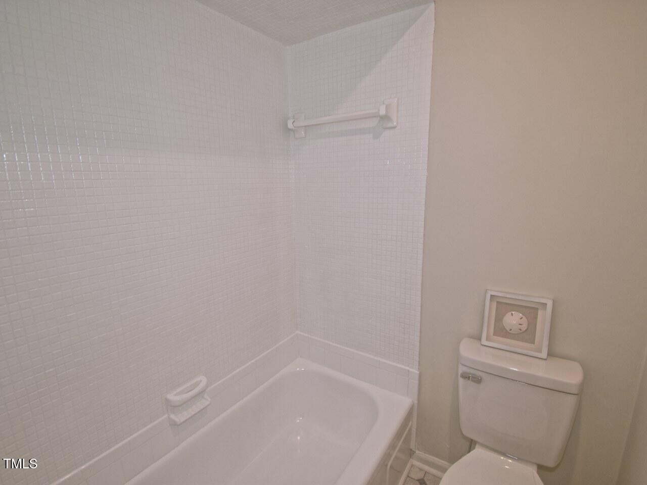 6525 New Market Way Raleigh, NC 27615 - Photo 10 of 21 DSC_0206_HDR